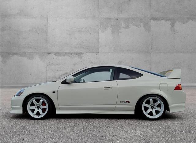 
								2001 Honda Integra Type R full									