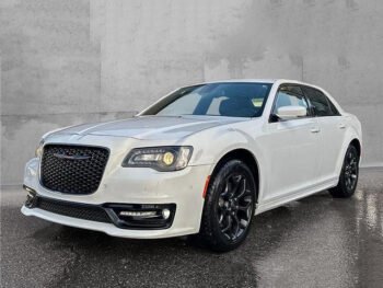 2022 Chrysler 300 S 4dr All-Wheel Drive Sedan